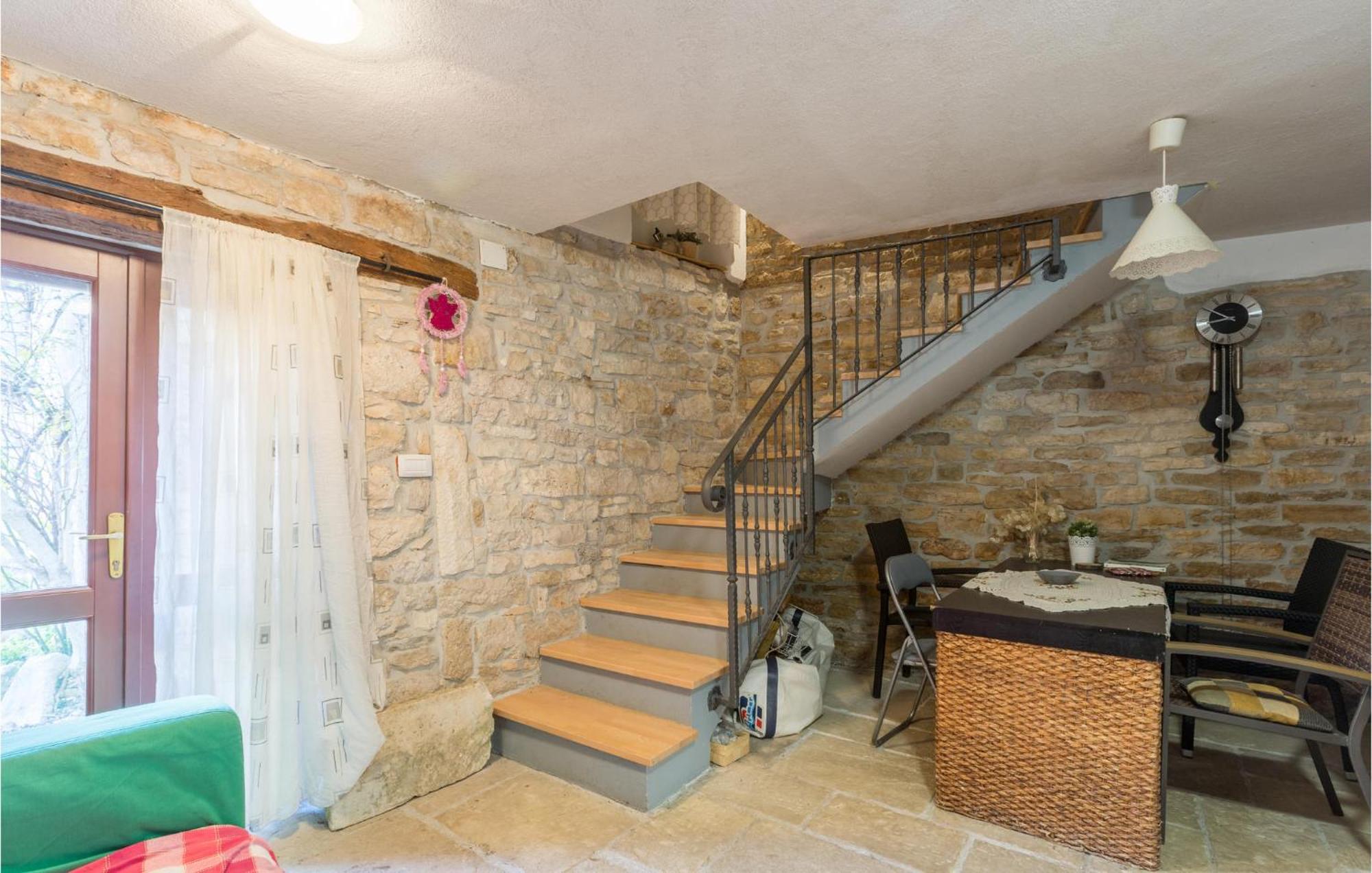 2 Bedroom Stunning Home In Bale Εξωτερικό φωτογραφία
